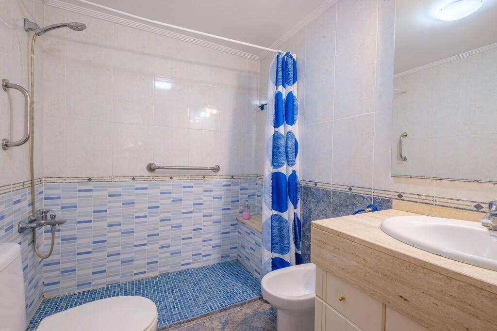 Apartamento En Complejo Residencial, Con Piscina. ซาลอว์ ภายนอก รูปภาพ