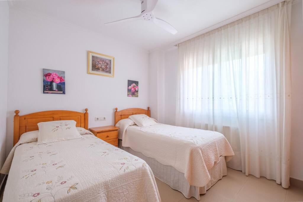 Apartamento En Complejo Residencial, Con Piscina. ซาลอว์ ภายนอก รูปภาพ