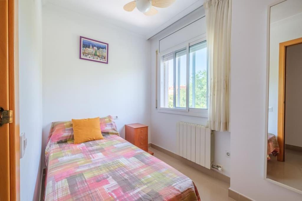 Apartamento En Complejo Residencial, Con Piscina. ซาลอว์ ภายนอก รูปภาพ